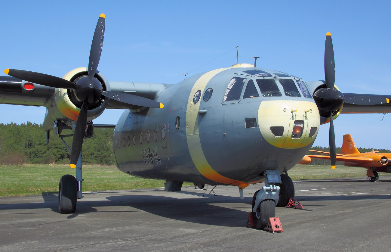 Nord Aviation Noratlas - Transportflugzeug der Bundeswehr mit Rumpfgondel und doppelten Leitwerksträgern