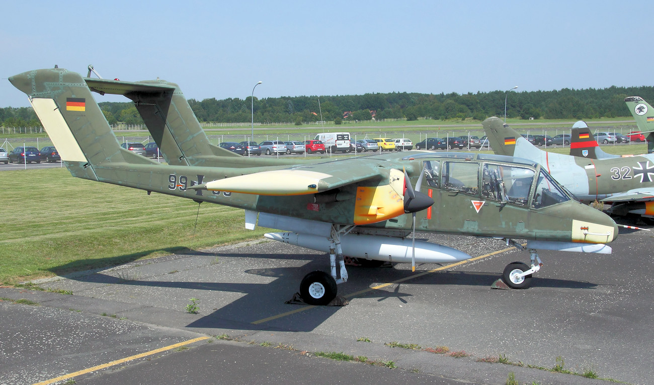 North American / Rockwell OV-10 Bronco - Flugzeug