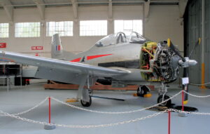 North American T-28S Fennec - angriffsgesteigerte französische Version im Algerienkrieg