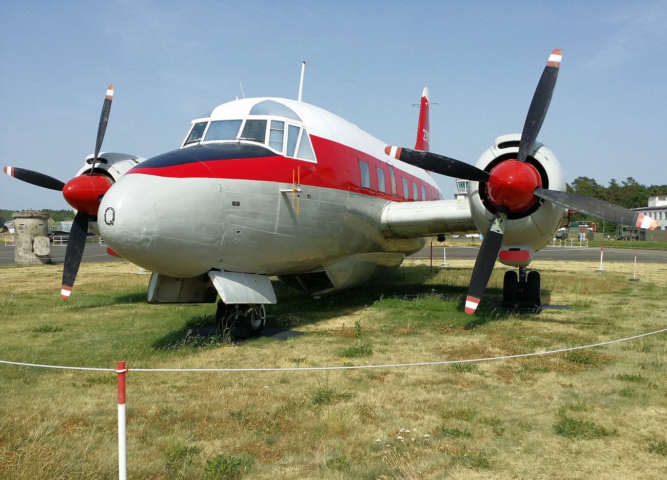 Vickers Varsity T1 - Militärmaschine der Royal Air Force (RAF) zur Ausbildung von Piloten und Navigatoren