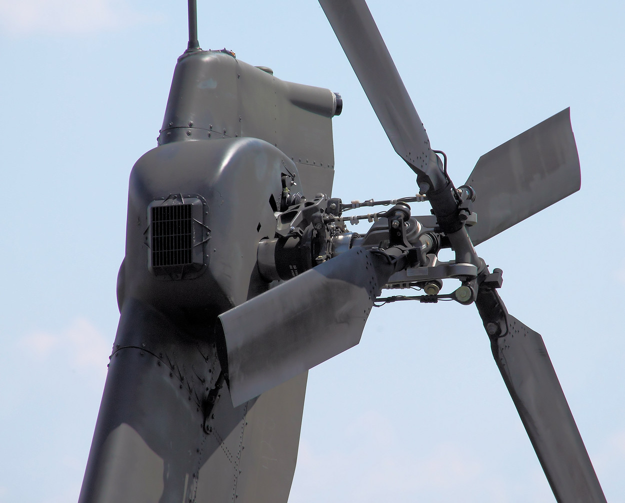 AH-64 Apache - Heckrotor