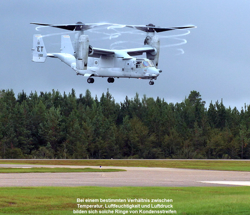 Boeing V-22 Osprey - Bildung von Kondensstreifen