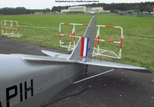 DH-82-Tiger-Moth - Leitwerk