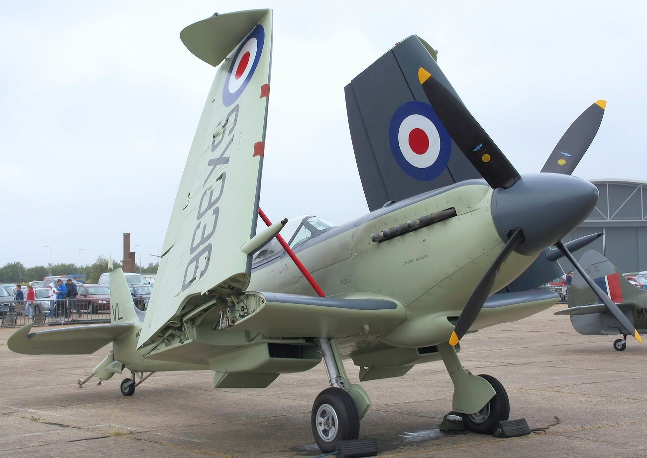 Supermarine Seafire F XVII - Royal Navy