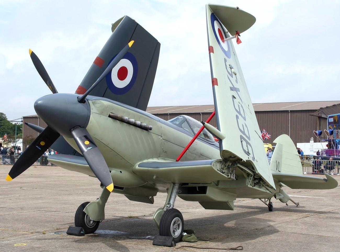 Supermarine Seafire F XVII - Zweiter Weltkrieg