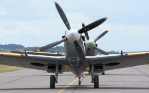 Supermarine Spitfire - Rollfeld