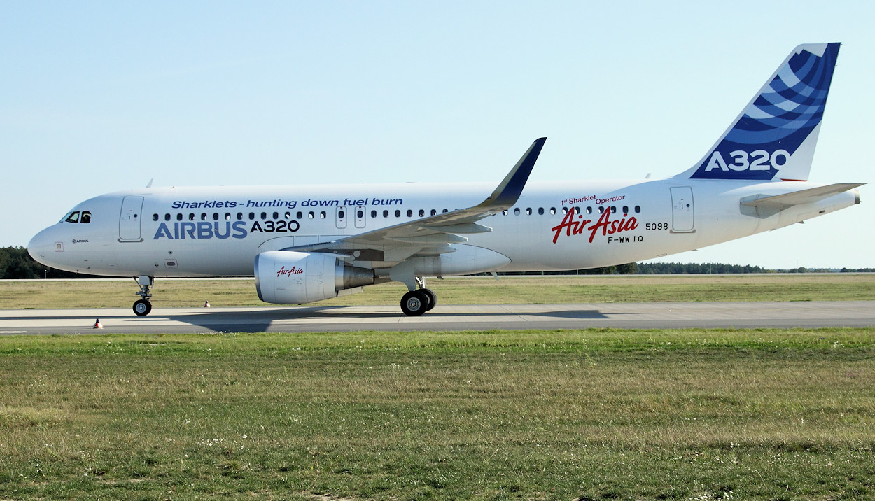 Airbus A320 Sharklets - Air Asia