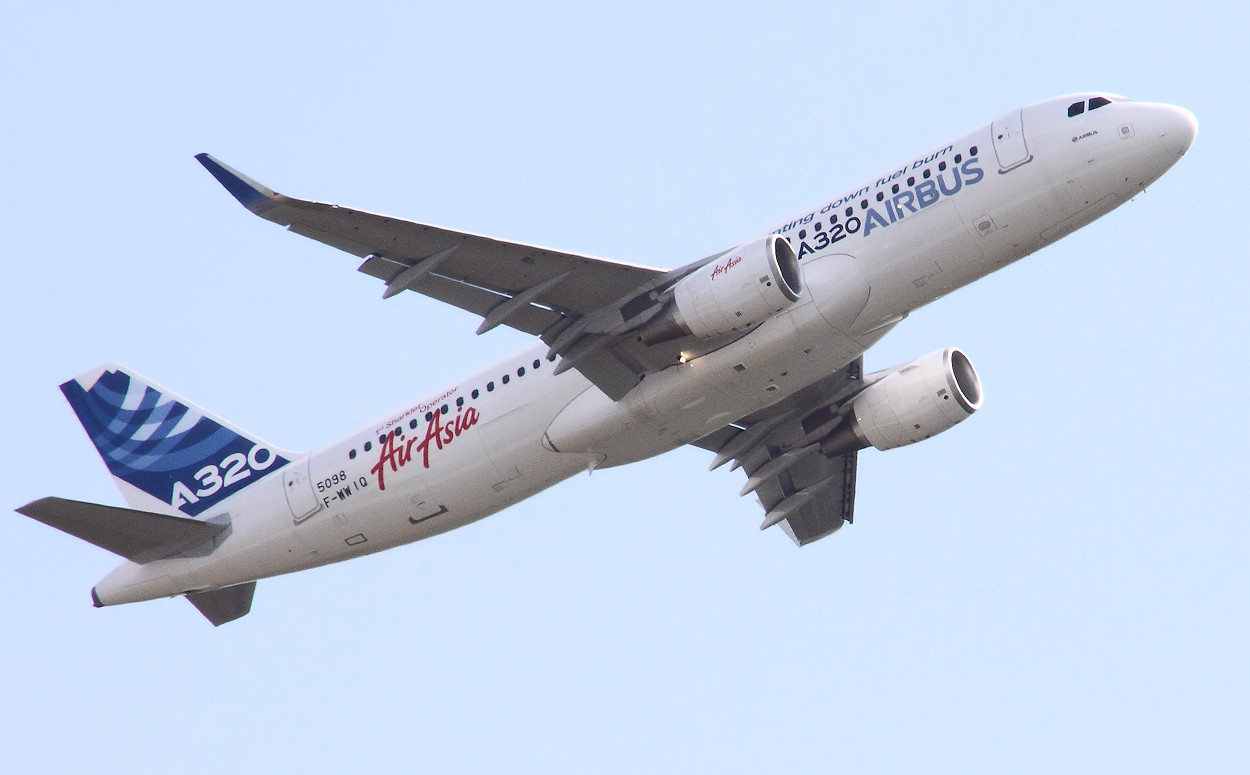 Airbus A320 Sharklets