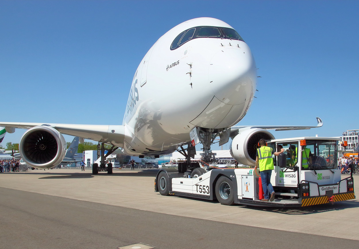 Airbus A350 - Flugzeugschlepper