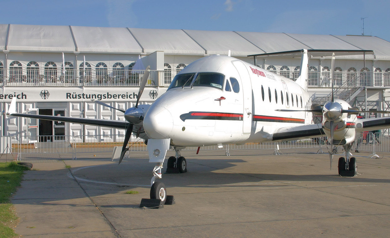 Beechcraft 1900 - zweimotoriges Flugzeug