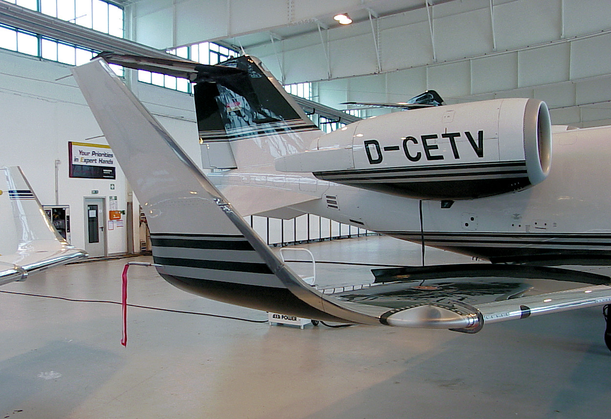 Bombardier Learjet 60 - Winglets