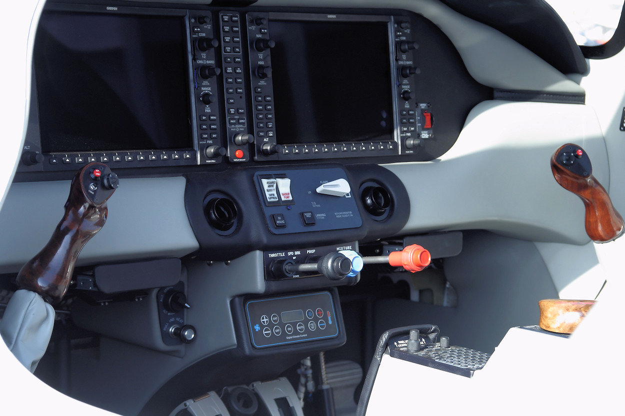 Cessna 400 Corvalis - Cockpit