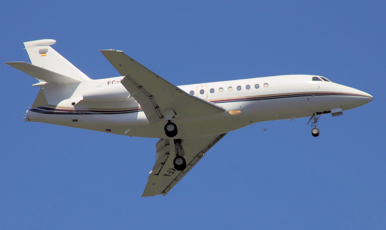 Dassault Falcon 900 B - Landeanflug