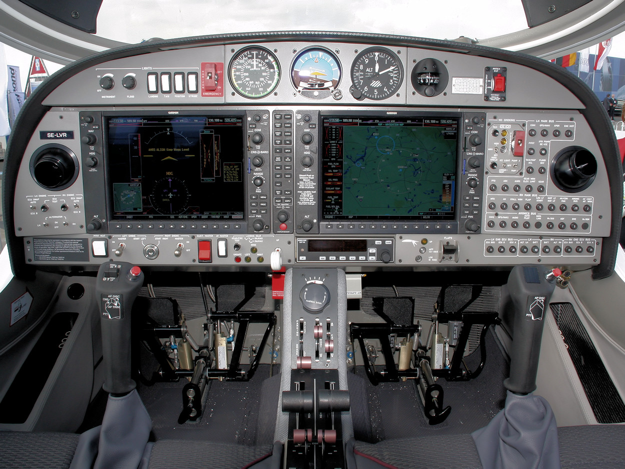 Diamond DA42 MPP Twin Star - Cockpit