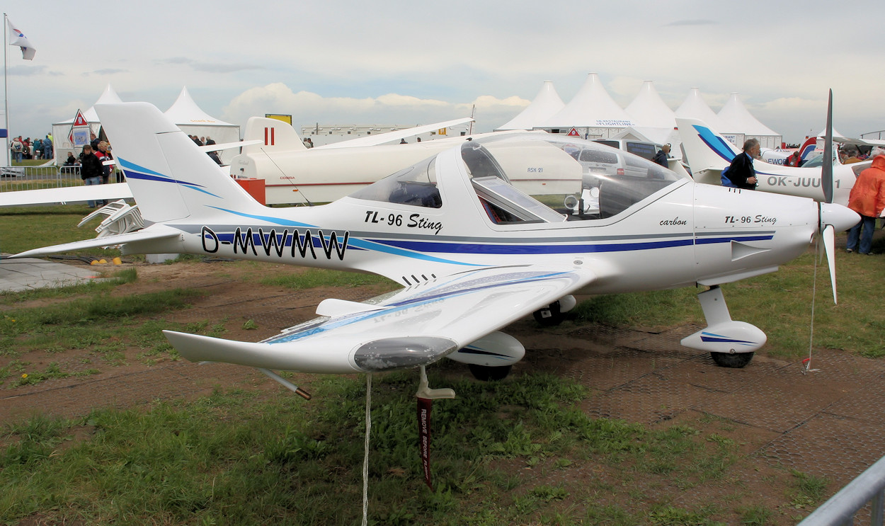 EuroStar TL-96 Sting - Schleppflugzeug mit entsprechender Vorrichtung für Segelflugzeuge