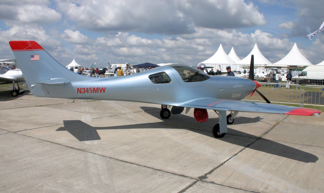 Lancair Legacy - Air Show