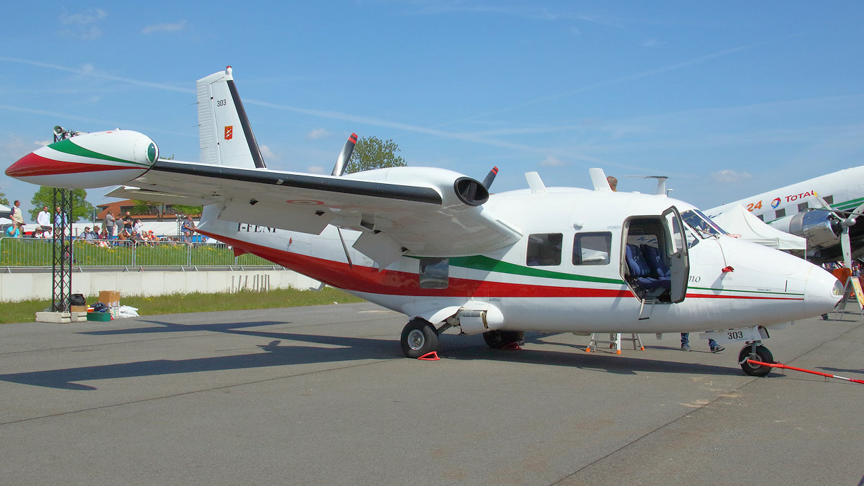 Piaggio P.166 - Ganzmetallflugzeug mit freitragendem Tragflügel und einziehbarem Fahrwerk.