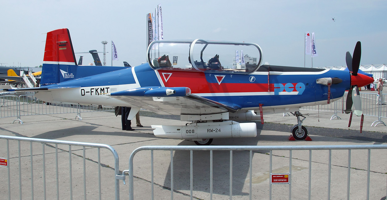 Pilatus PC-9 - Seitenansicht