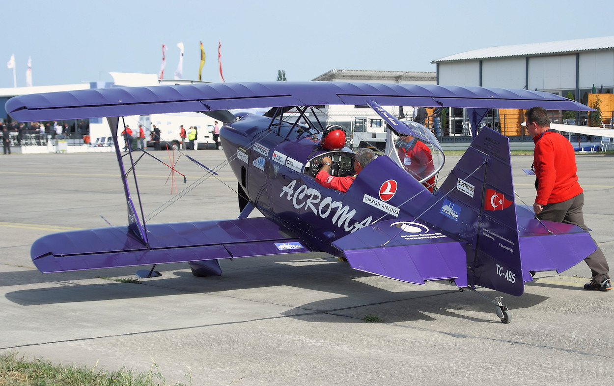 Purple Violet Kunstflugstaffel Acromach