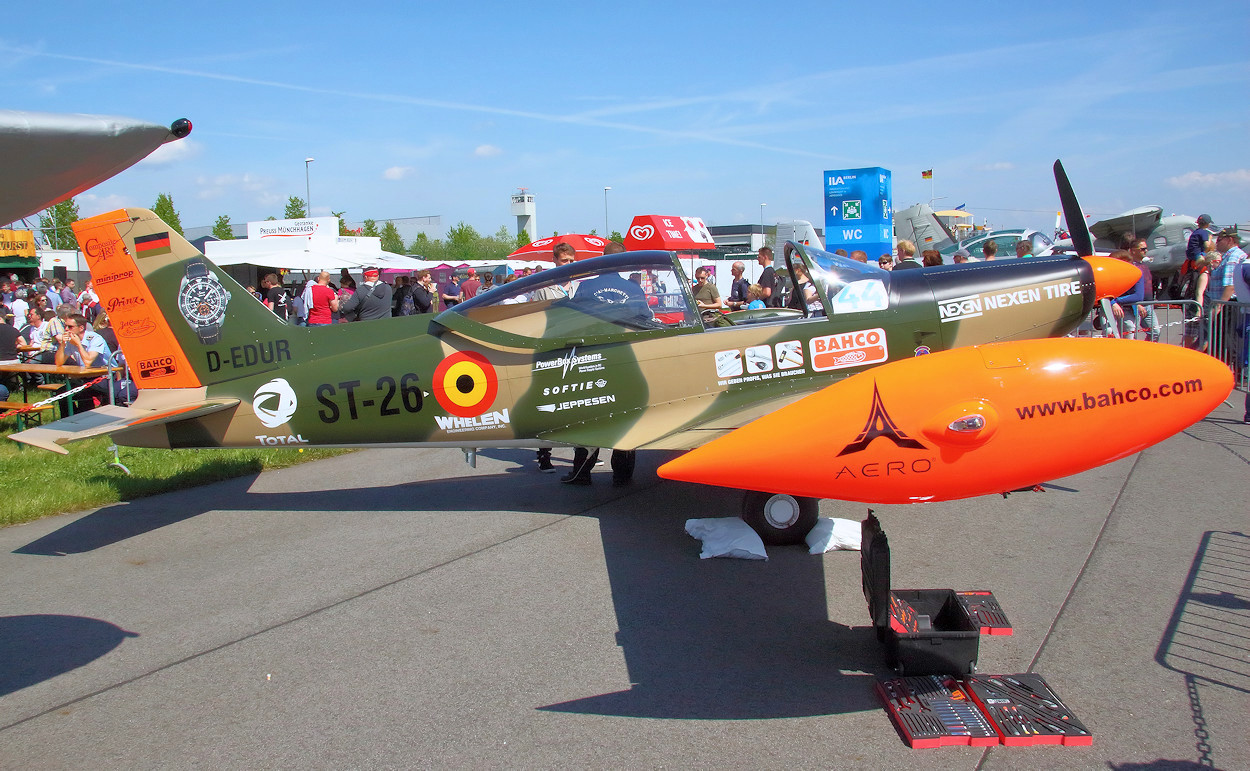 SIAI Marchetti SF-260 - Trainingsflugzeug