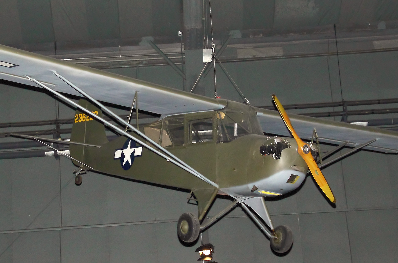 Aeronca L-3B Grasshopper - Leichtflugzeug