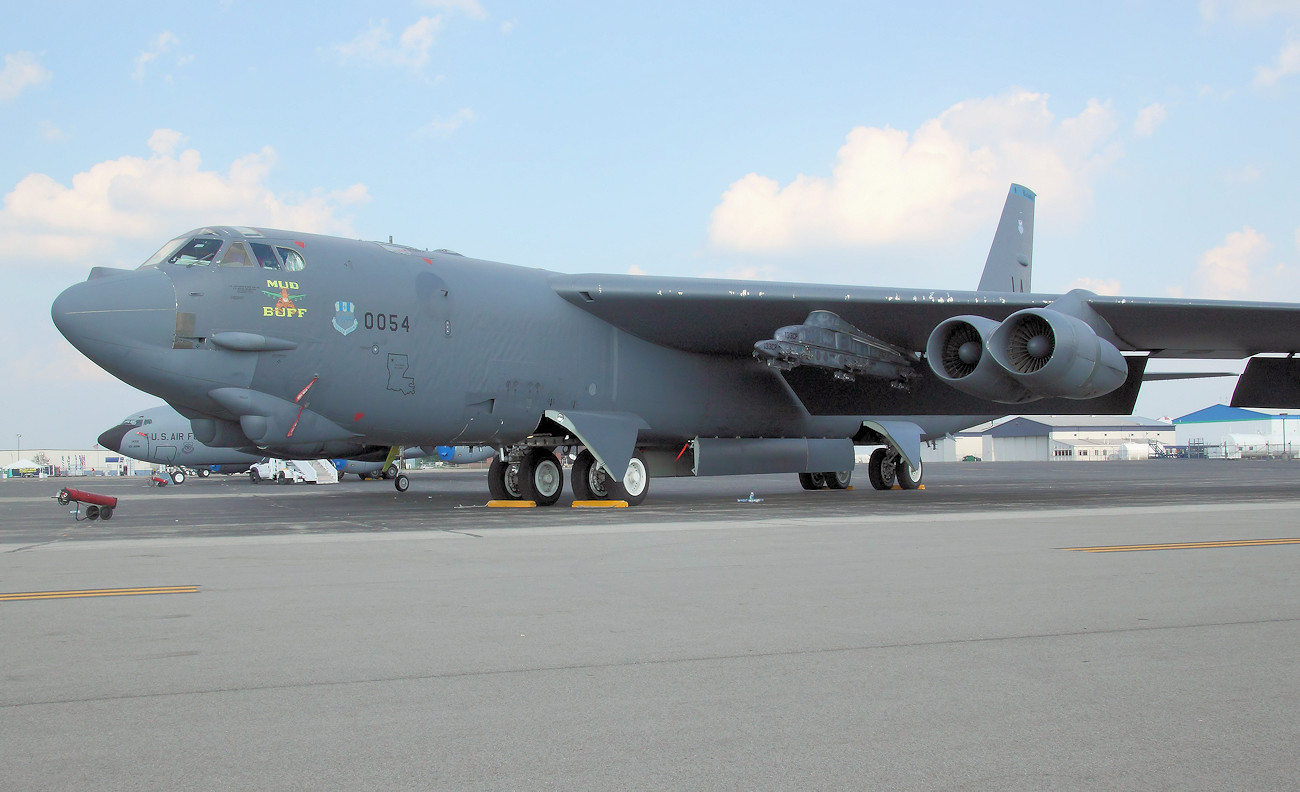 B-52 Stratofortress - Bomber mit 8 Strahltriebwerke