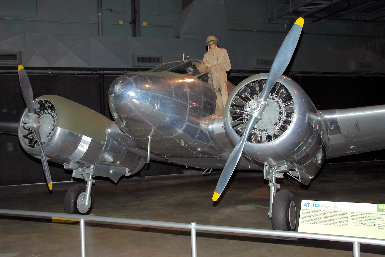 Beechcraft AT-10 Wichita- Trainingsflugzeug