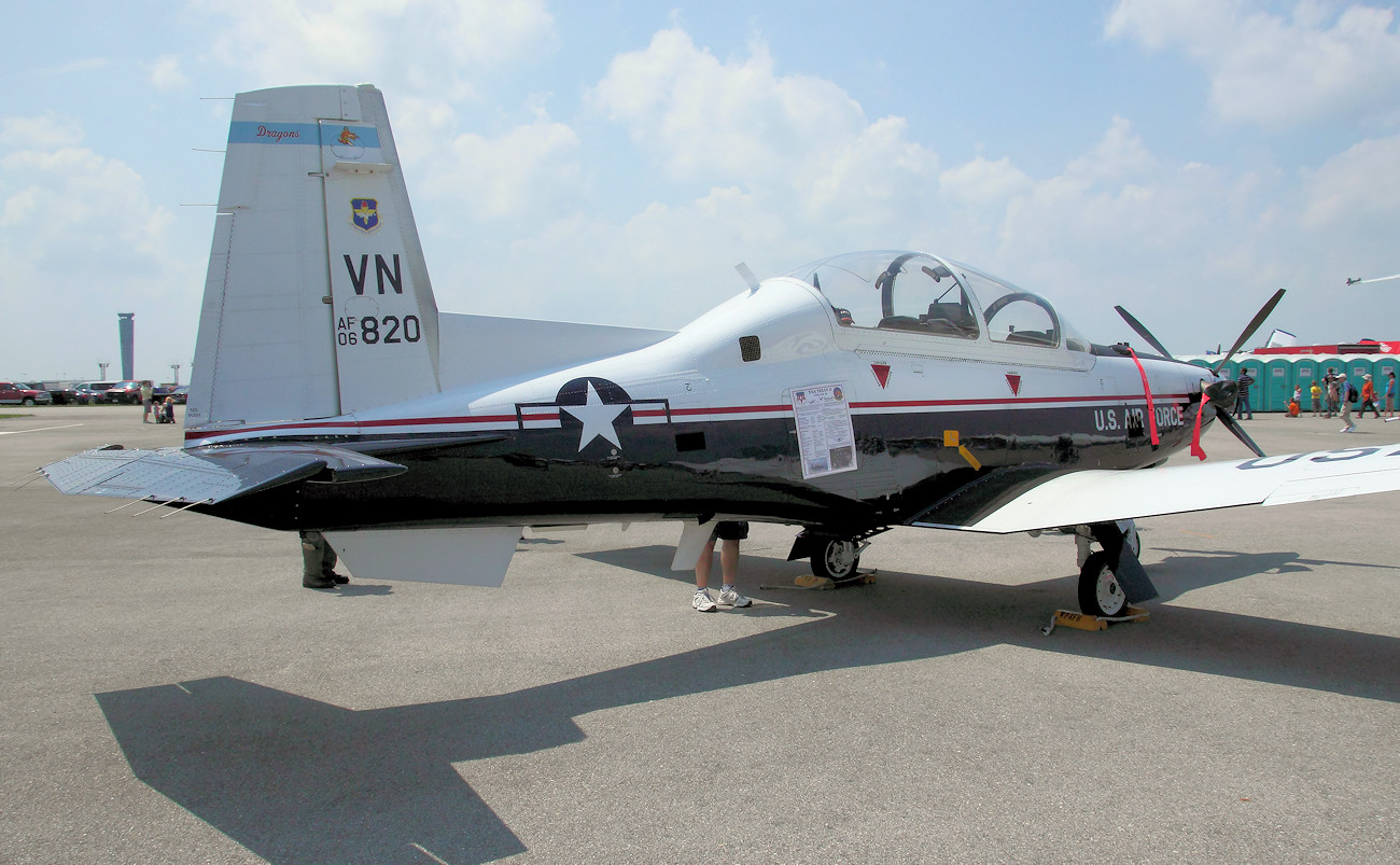 Beechcraft T-6 Texan II - Trainingsflugzeug