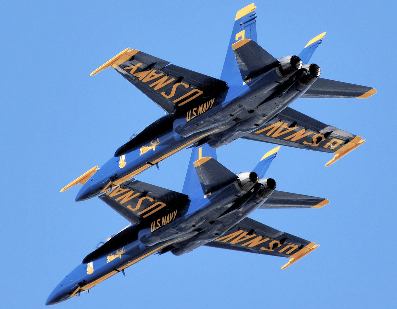 Blue Angels - Heckansicht der Kunstflugstaffel