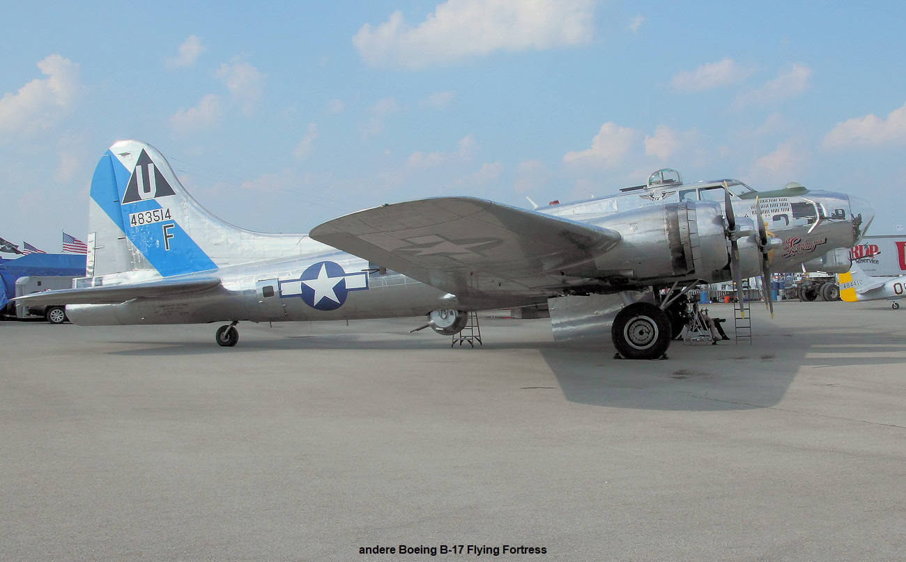 Boeing B-17G Flying Fortress - Air Show Dayton