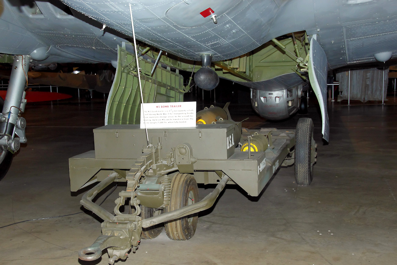 Boeing B-17G Flying Fortress - Bombenschacht