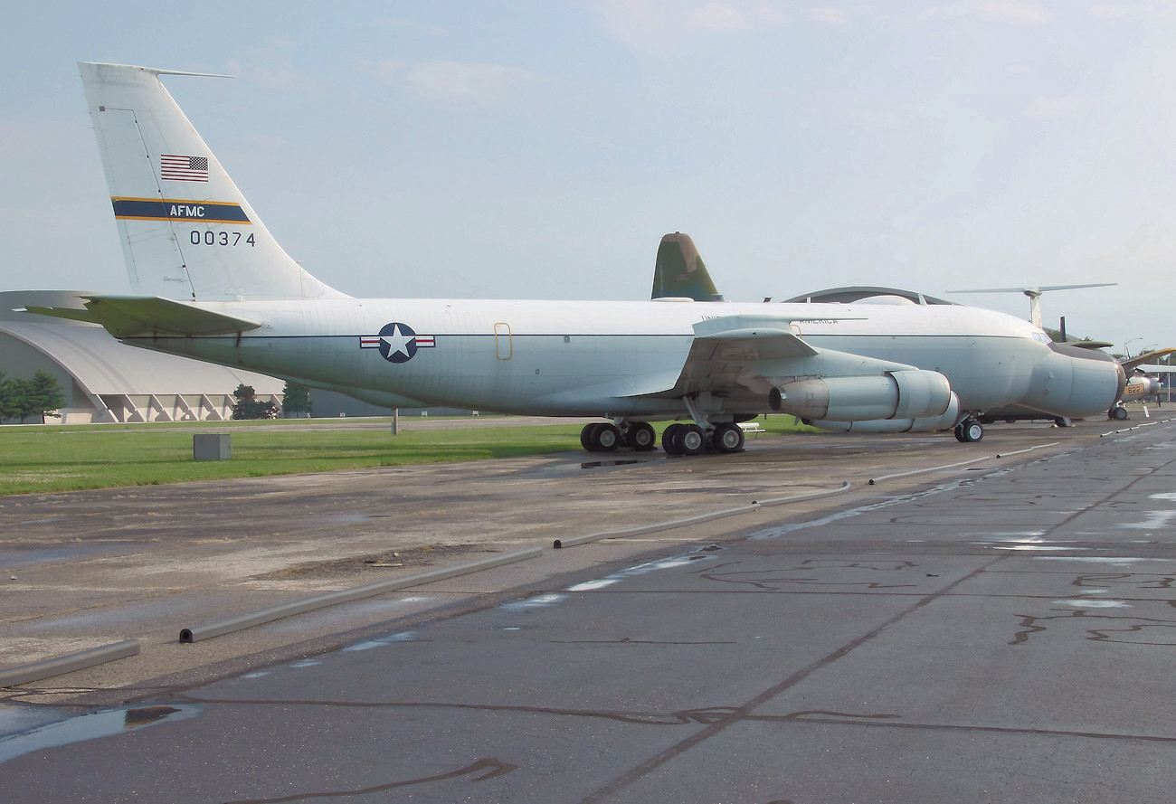 Boeing EC-135E ARIA - U.S. Air Force Museum