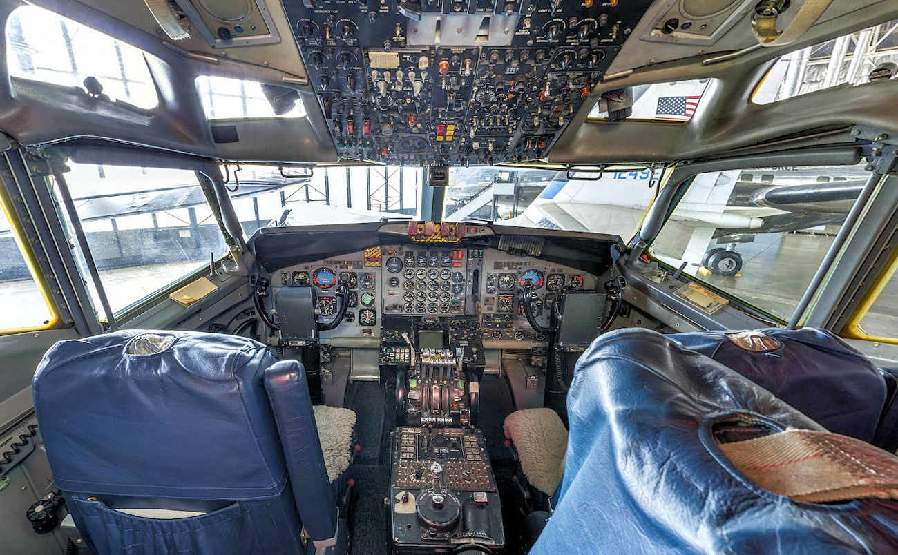 Boeing VC137C SAM 26000 - Cockpitansicht