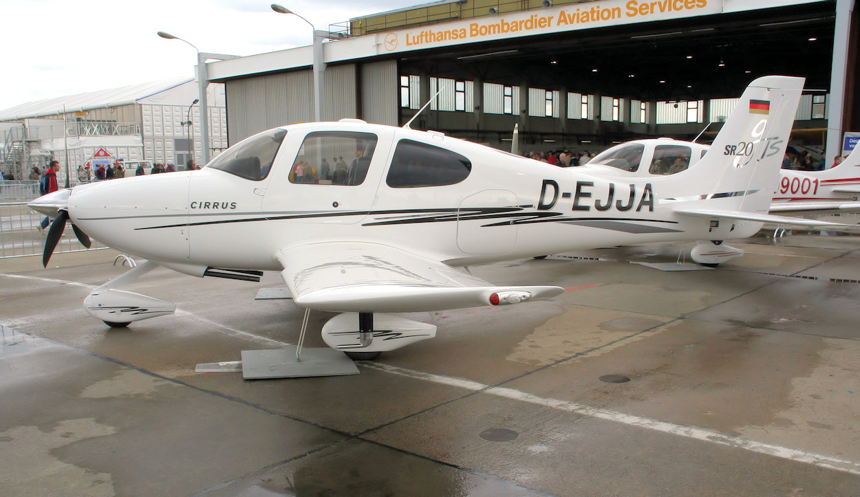 Cirrus SR20 TS - Reiseflugzeug