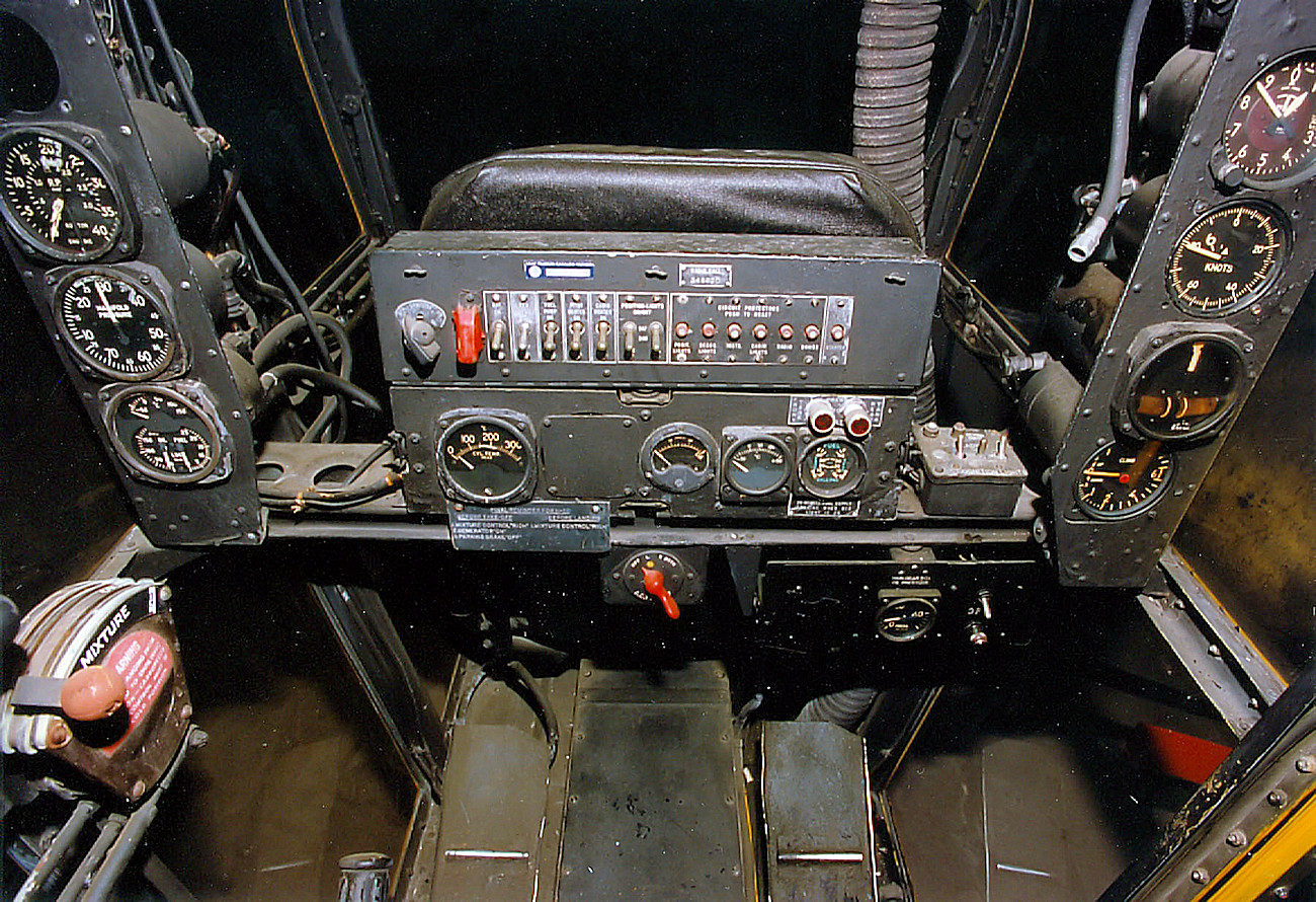 Consolidated OA-10 Catalina - Cockpit vorne