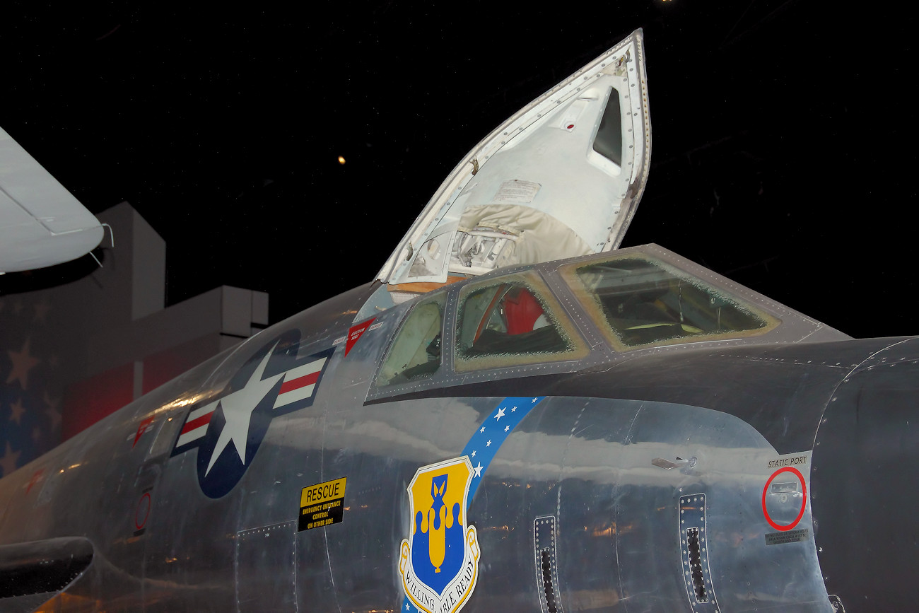 Convair B-58A Hustler - Dacheinstieg