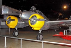Curtiss-Wright AT-9 Jeep - Schulflugzeug