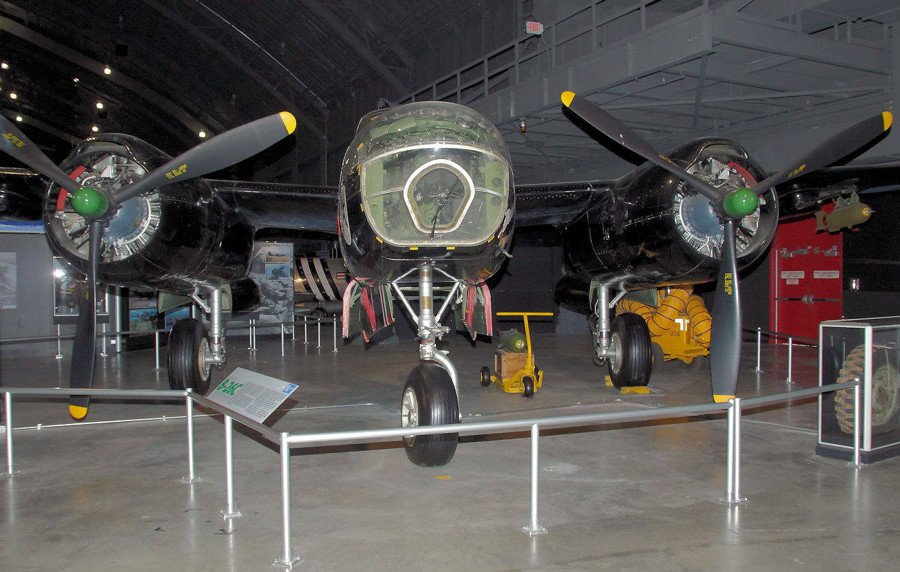 Douglas B-26C Invader - Militärflugzeug