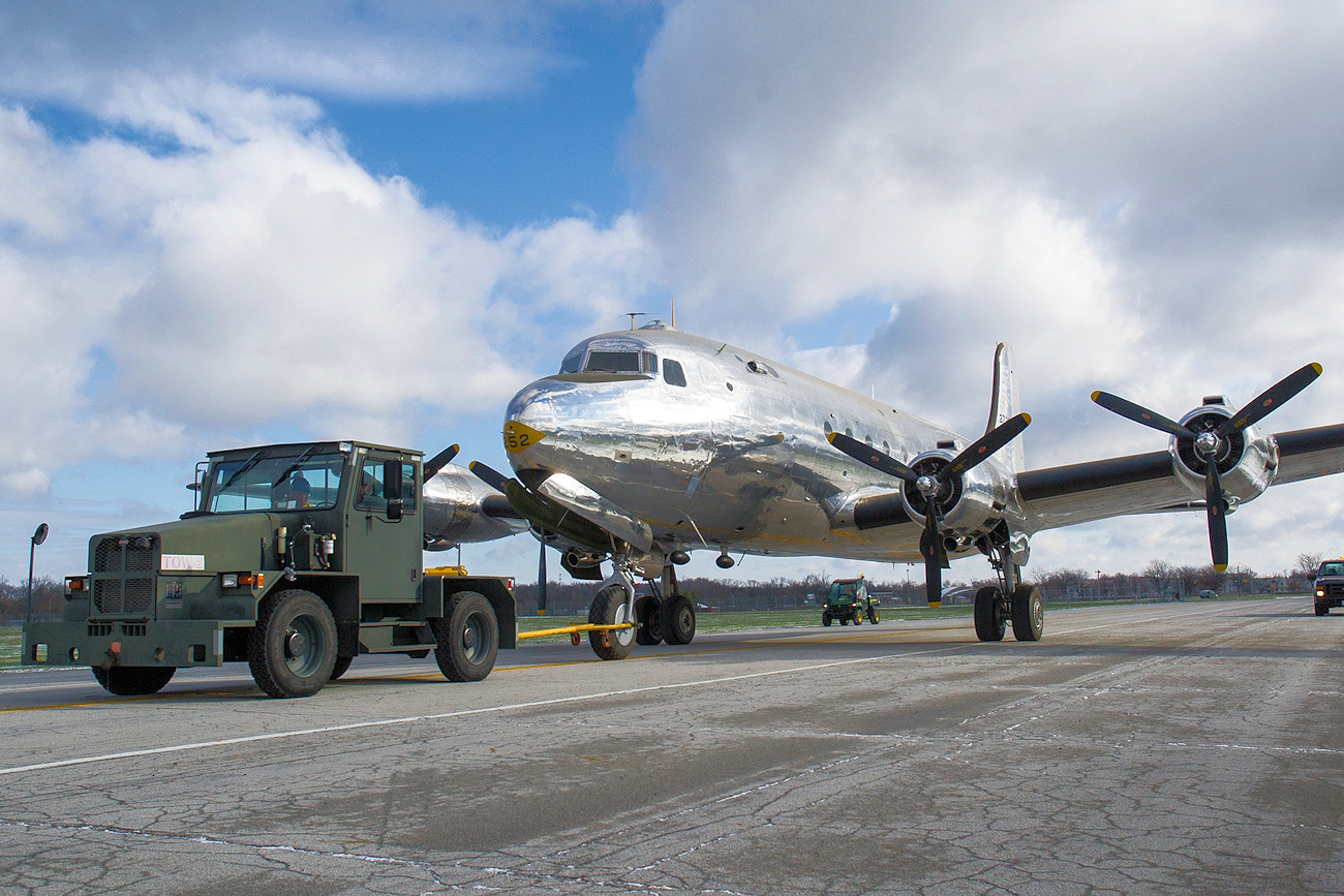 Douglas VC-54C Sacred Cow - U.S. Air Force