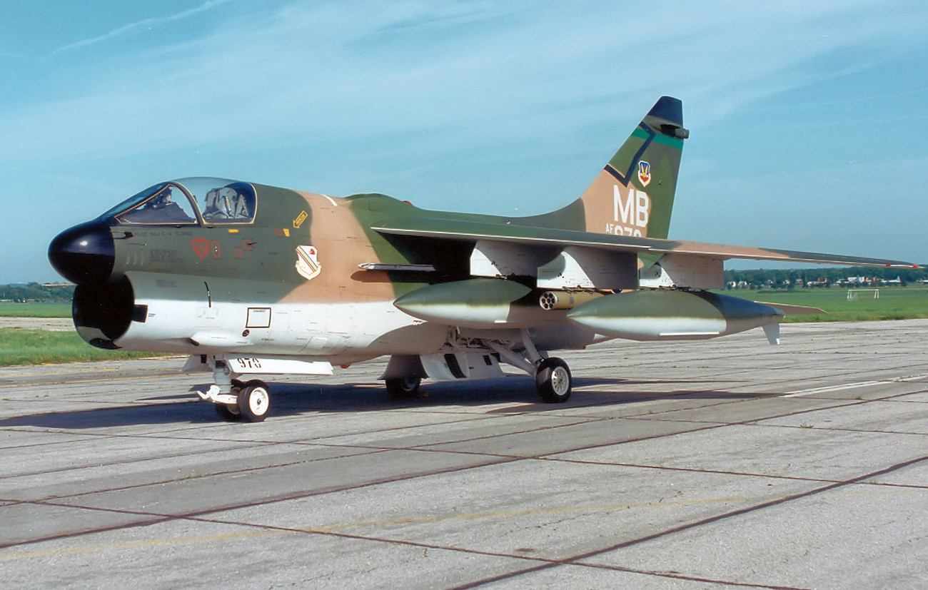 LTV A-7D Corsair II - Ling-Temco-Vought