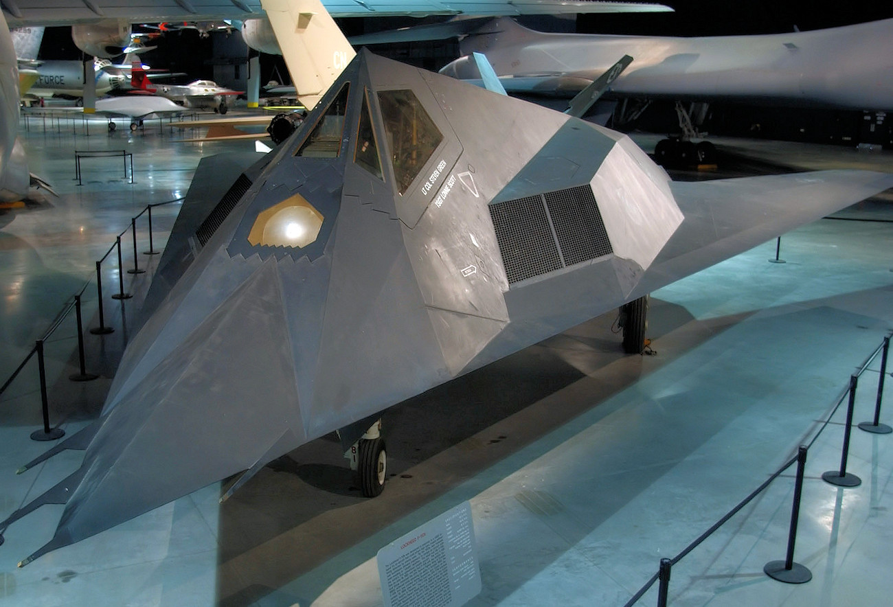 Lockheed F-117 Nighthawk - Tarnkappenbomber