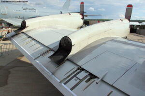 Lockheed P-3 Orion Tragfläche