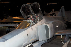 McDonnell Douglas F-4G Wild Weasel - Cockpitansicht