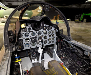 McDonnell RF-101C Voodoo - Cockpit