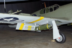 North American A-36A Apache - P-51 Mustang als Sturzkampfbomber