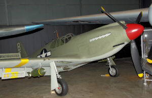 North American A-36A Apache - P-51 Mustang als Sturzkampfbomber und Bodenangriffsflugzeug mit Sturzflugbremsen
