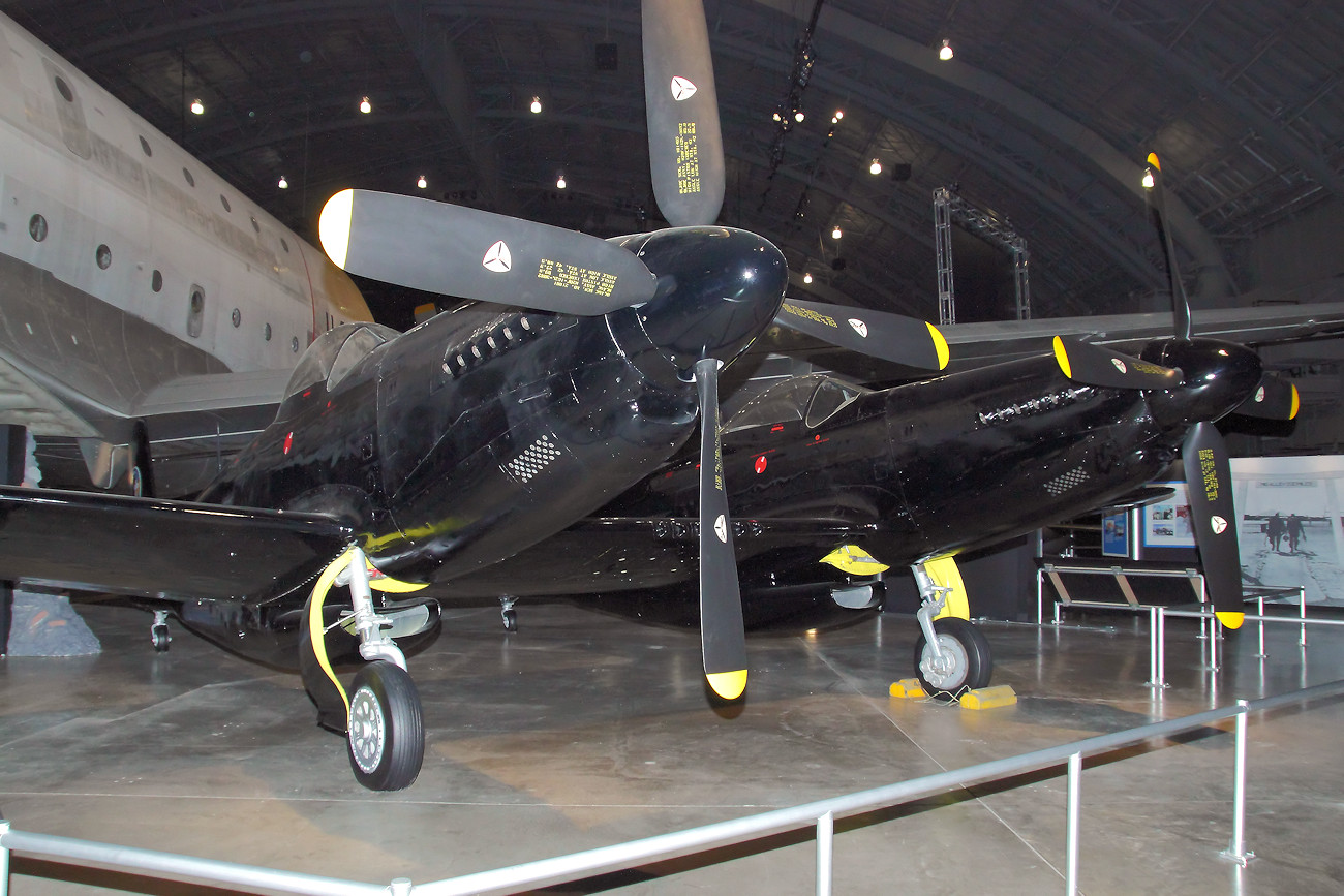 North American F-82G Twin Mustang