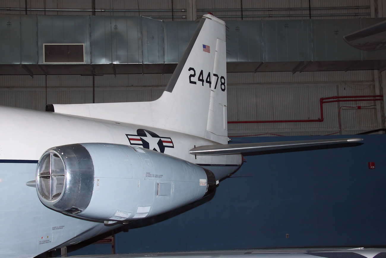 North American T-39A Sabreliner - Leitwerk