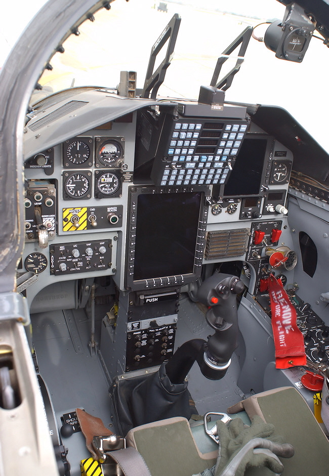 Northrop AT-38B Talon - Cockpit