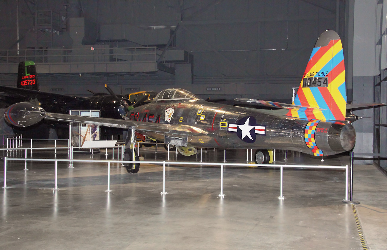 Republic F-84E Thunderjet - Leitwerk